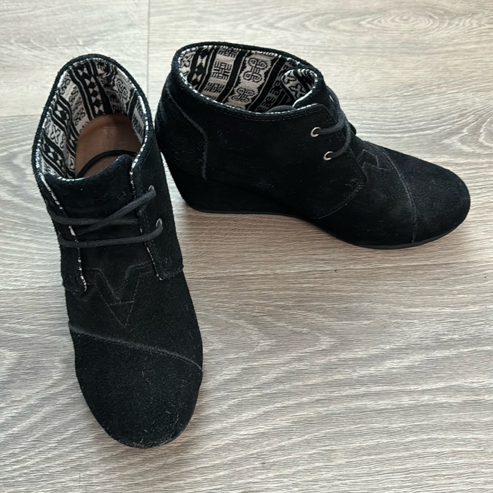 TOMS black booties
